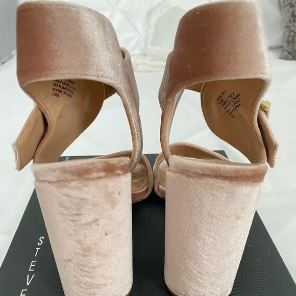Steve Madden Womens Riesling Velvet Buckle Straps Block Heels - Picture 5 of 7